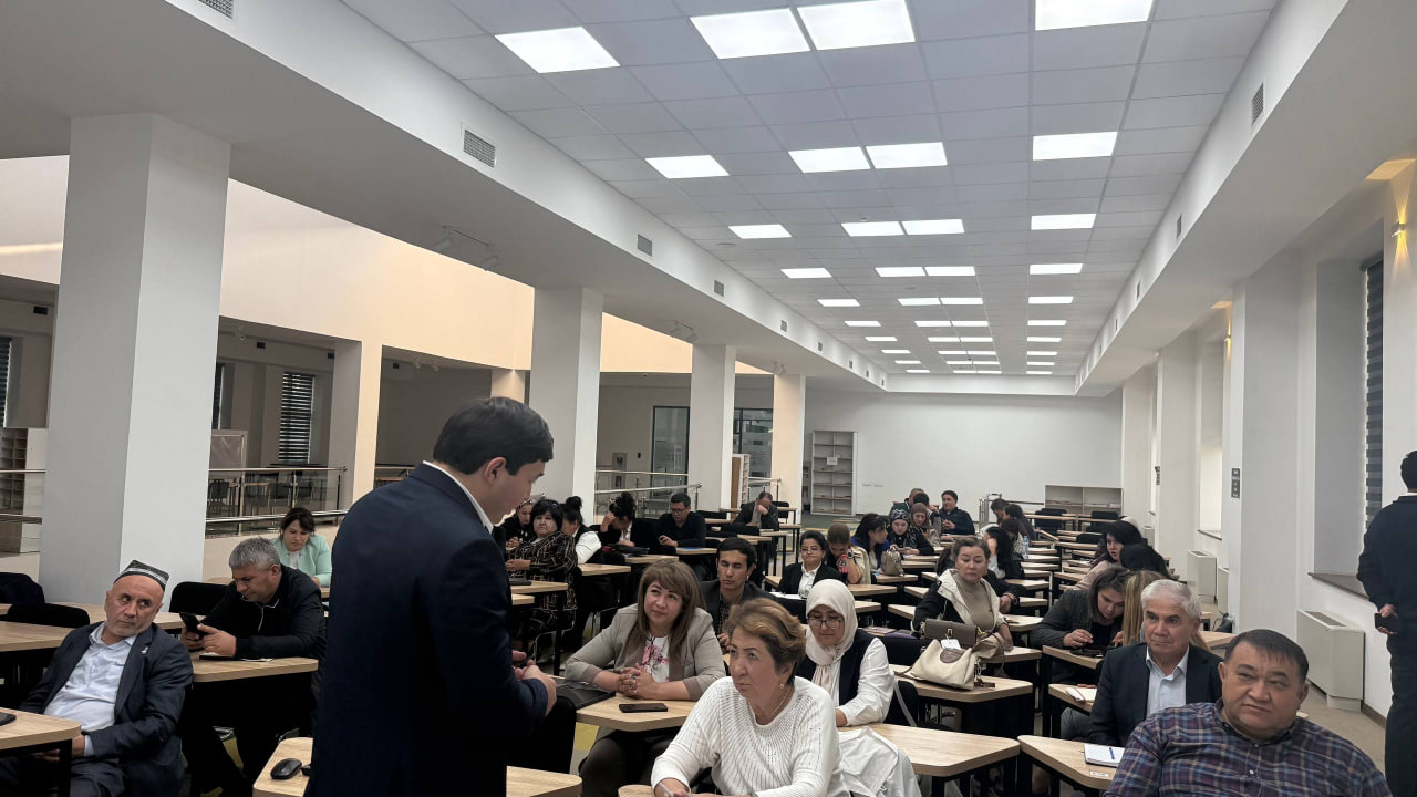 photo32025-10-2418-20-11